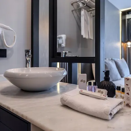 Adora Calma Adults Only Kızılot