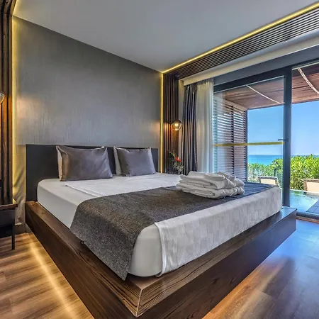 Adora Calma Adults Only Kızılot